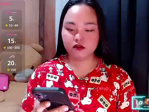 Snapshot of _Lylia chatting on July 17, 2026, 10:12 am Lylia online show from July 17, 2026, 10:12 am
