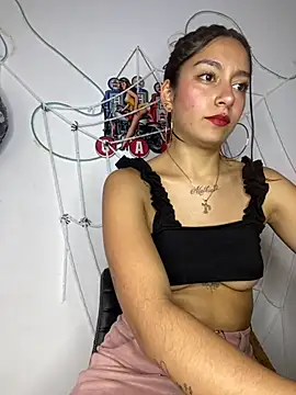 Snapshot of Alaska_euphoria chatting on November 3, 2025, 8:45 pm Alaska euphoria online show from November 3, 2025, 8:45 pm