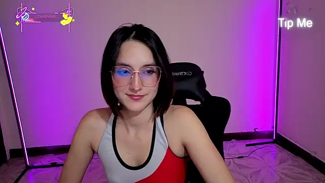 Snapshot of MiaLozanox chatting on September 25, 2025, 8:53 am MiaLozanox online show from September 25, 2025, 8:53 am
