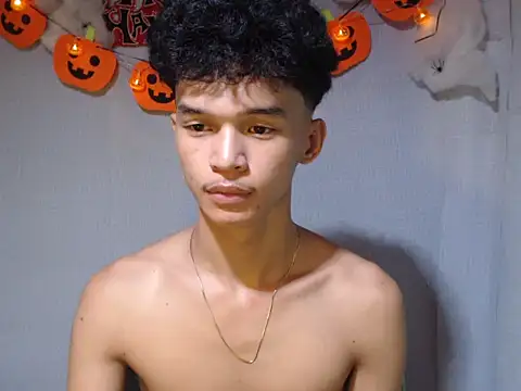 Snapshot of Daqt_15 chatting on November 28, 2025, 2:50 pm Daqt 15 online show from November 28, 2025, 2:50 pm