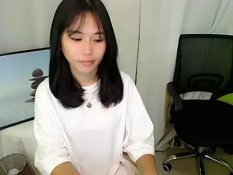 Ricaliciuos online show from August 4, 2026, 9:08 pm