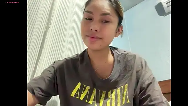 Griselda beatriz3 online show from May 10, 2026, 2:52 pm