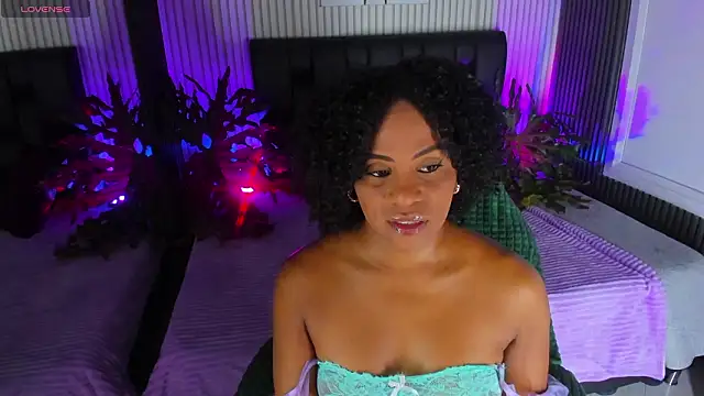 AriebonyBrooke online show from March 10, 2026, 11:47 am