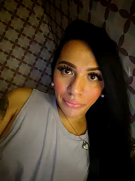 Snapshot of enoria1992 chatting on July 2, 2026, 4:46 pm enoria1992 online show from July 2, 2026, 4:46 pm