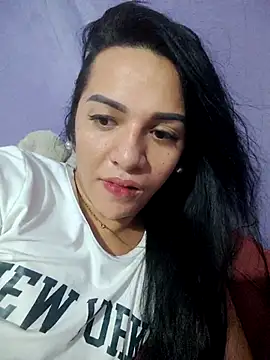 Snapshot of enoria1992 chatting on July 10, 2026, 3:28 am enoria1992 online show from July 10, 2026, 3:28 am