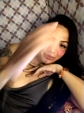 enoria1992 online show from March 13, 2026, 4:23 pm