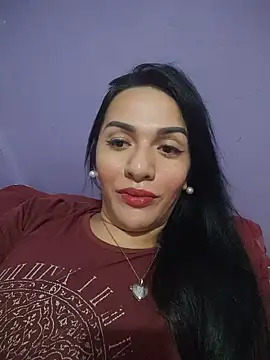 Snapshot of enoria1992 chatting on July 13, 2026, 2:44 am enoria1992 online show from July 13, 2026, 2:44 am
