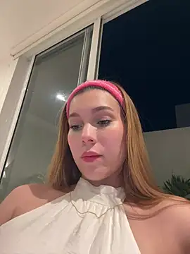 Snapshot of Nikii__ chatting on July 26, 2026, 1:01 am Nikii online show from July 26, 2026, 1:01 am