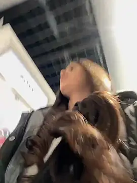 Snapshot of Isabella21_ chatting on February 14, 2026, 11:38 pm Isabella21 online show from February 14, 2026, 11:38 pm