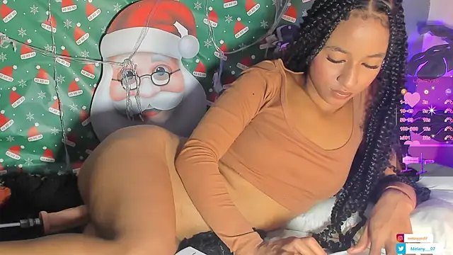 Snapshot of Melany__08 chatting on December 4, 2025, 1:10 pm Melany 08 online show from December 4, 2025, 1:10 pm