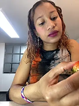 LorenBeiker- online show from March 24, 2026, 10:59 am