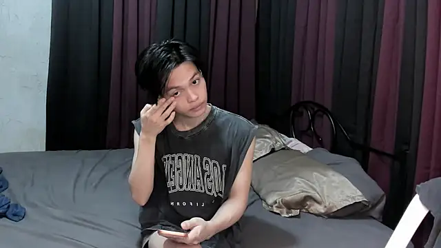 Snapshot of hotfreshdior chatting on June 24, 2026, 4:00 am hotfreshdior online show from June 24, 2026, 4:00 am