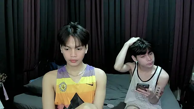 Snapshot of hotfreshdior chatting on December 5, 2025, 5:11 pm hotfreshdior online show from December 5, 2025, 5:11 pm