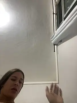 Isabelaa  online show from March 26, 2026, 1:59 am