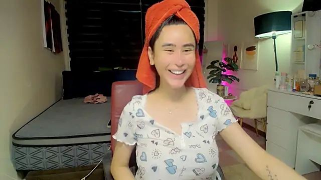 XhotcockcumXts online show from April 24, 2026, 2:57 am