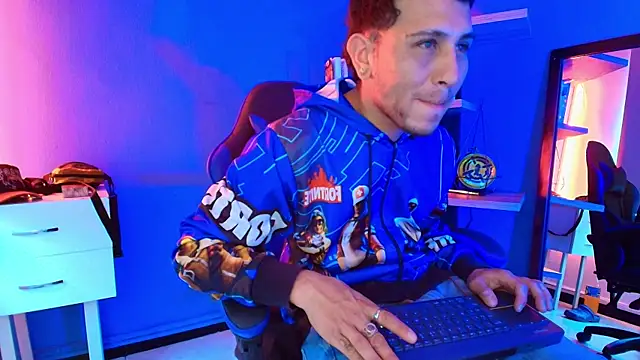 Thonixxx mr online show from February 24, 2026, 7:48 pm