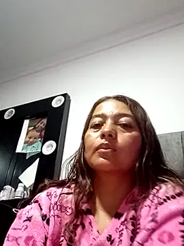 Bellamoretii5 online show from February 15, 2026, 1:17 am