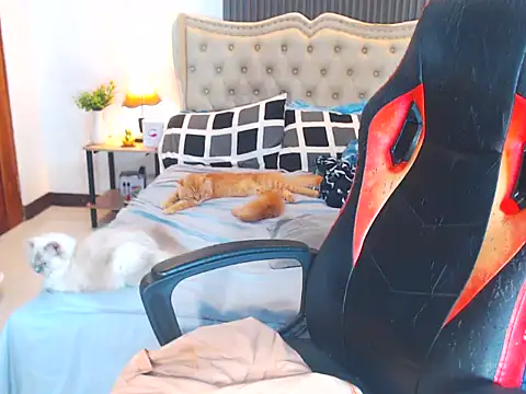 Snapshot of fuckinghot201 chatting on February 13, 2026, 10:26 am fuckinghot201 online show from February 13, 2026, 10:26 am