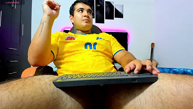 Snapshot of thiago__cp01 chatting on July 24, 2026, 2:51 am thiago cp01 online show from July 24, 2026, 2:51 am