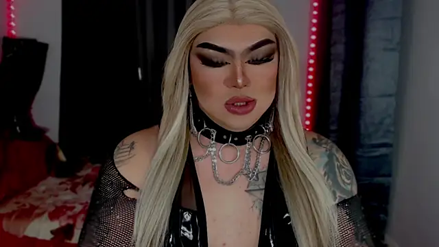 michellevixen922 online show from January 8, 2026, 4:18 am