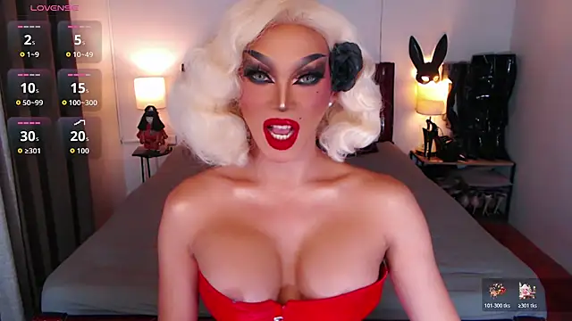 xQueenElektrax online show from November 17, 2025, 3:43 am