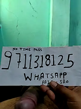 Snapshot of only-injoy chatting on May 3, 2026, 3:33 am only-injoy online show from May 3, 2026, 3:33 am