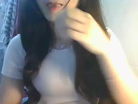 Snapshot of Linzly chatting on November 14, 2025, 4:54 pm Linzly online show from November 14, 2025, 4:54 pm