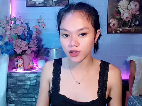 Snapshot of sexybabewarrior chatting on July 5, 2026, 8:37 pm sexybabewarrior online show from July 5, 2026, 8:37 pm