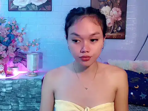 sexybabewarrior online show from June 17, 2026, 6:51 pm