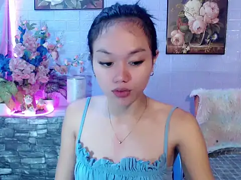 sexybabewarrior online show from June 14, 2026, 10:49 am