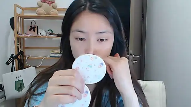 Mimi-cnbaby online show from May 9, 2026, 12:19 pm