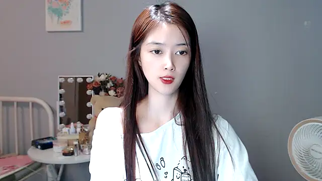 Mimi-cnbaby online show from September 16, 2025, 1:23 pm