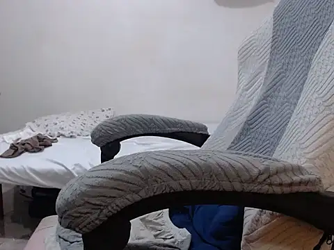 Snapshot of Mistress_Bigcockts chatting on June 18, 2026, 9:20 pm Mistress Bigcockts online show from June 18, 2026, 9:20 pm