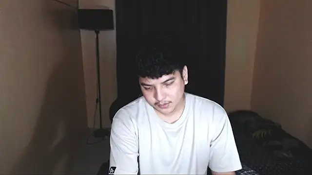 Snapshot of Prince_Killian chatting on December 16, 2025, 12:15 am Prince Killian online show from December 16, 2025, 12:15 am