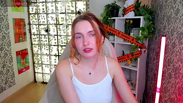 Elis Cherry online show from November 6, 2025, 2:04 am