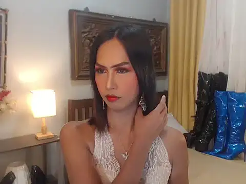 Snapshot of Nathalieheartt chatting on November 11, 2025, 1:33 am Nathalieheartt online show from November 11, 2025, 1:33 am