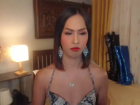 Snapshot of Nathalieheartt chatting on October 8, 2025, 2:35 am Nathalieheartt online show from October 8, 2025, 2:35 am