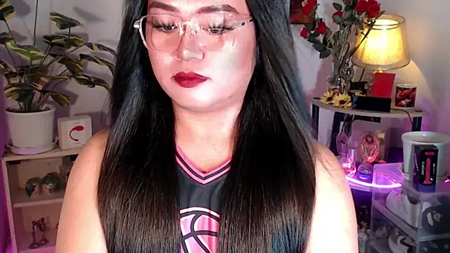 YourSweet-mich online show from November 10, 2025, 6:13 pm