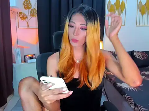 Amandawillson online show from October 5, 2025, 1:07 am
