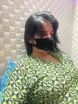 Hot Jaanvi  online show from July 17, 2026, 4:21 am