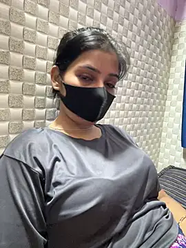 Hot Jaanvi  online show from July 4, 2026, 5:47 am
