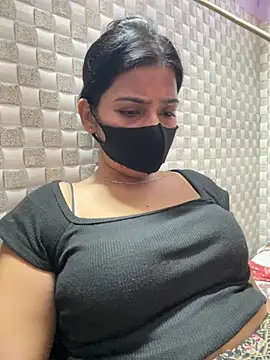 Snapshot of Hot_Jaanvi_ chatting on June 14, 2026, 5:03 pm Hot Jaanvi online show from June 14, 2026, 5:03 pm