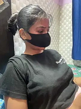 Hot Jaanvi  online show from July 30, 2026, 6:23 am