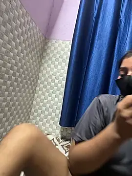 Hot Jaanvi  online show from June 27, 2026, 7:36 am