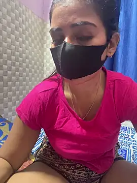 Snapshot of Hot_Jaanvi_ chatting on May 7, 2026, 5:49 pm Hot Jaanvi online show from May 7, 2026, 5:49 pm