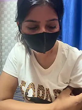 Snapshot of Hot_Jaanvi_ chatting on May 30, 2026, 5:36 am Hot Jaanvi online show from May 30, 2026, 5:36 am