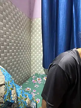 Hot Jaanvi  online show from July 25, 2026, 4:24 pm