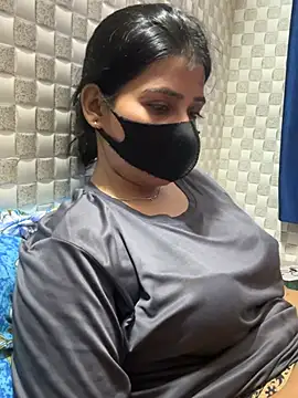 Hot Jaanvi  online show from July 21, 2026, 4:19 pm
