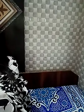 Hot Jaanvi  online show from November 11, 2025, 4:18 am