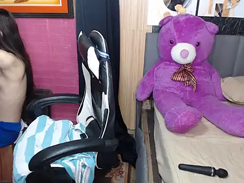 Snapshot of Raffa_ella69 chatting on March 12, 2026, 1:48 pm Raffa ella69 online show from March 12, 2026, 1:48 pm